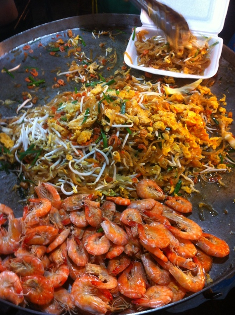 Pad thai at the weekend night market in Songkhla