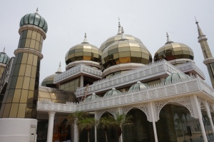 The Crystal Mosque in the "edutainment park". Also closed but still very cool from the outside. 