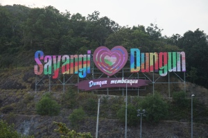 This bright sign welcoming us to Dungun was about the most exciting thing we saw in that town the whole night. 